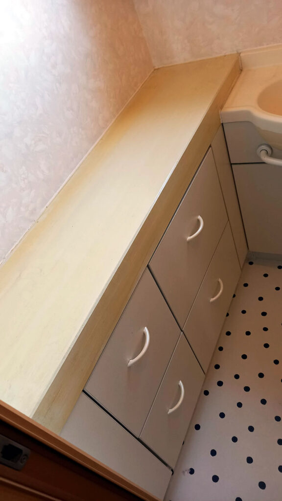 ダイノックシート貼り 施工前