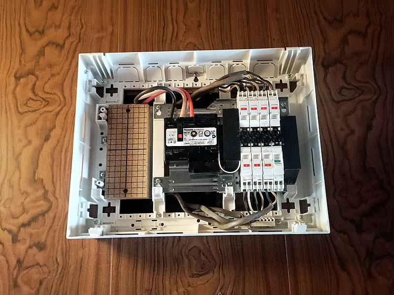 電気工事　分電盤交換